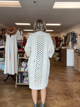 Load image into Gallery viewer, Vanilla Chunky Knit Cardigan
