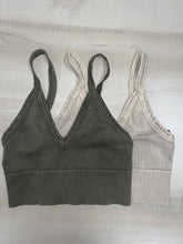 Load image into Gallery viewer, Vintage Wash V-Neck Ribbed Cropped Tank Top
