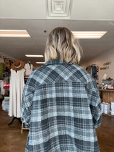Load image into Gallery viewer, Black Plaid Cropped Shacket
