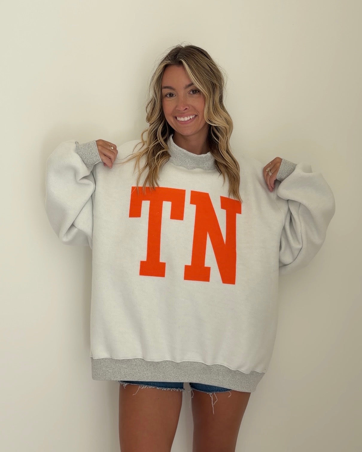 Tennessee/TN Reversible Mock Neck Sweatshirt