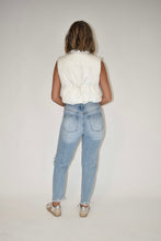 Load image into Gallery viewer, Cream Puffer Vest
