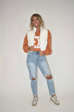 Load image into Gallery viewer, Cream Puffer Vest
