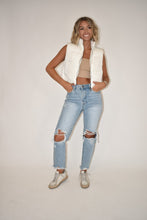Load image into Gallery viewer, Cream Puffer Vest

