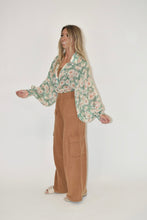 Load image into Gallery viewer, Green Floral Blouse
