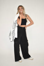 Load image into Gallery viewer, Ash Black Mineral Washed Cargo Pants
