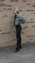 Load image into Gallery viewer, Ribbed Turtle Neck Top
