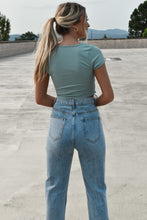 Load image into Gallery viewer, Short-Sleeve Ruched Front Top
