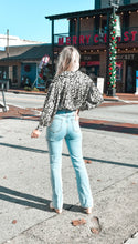 Load image into Gallery viewer, Leopard Button Front Blouse
