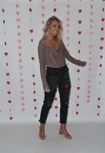 Load image into Gallery viewer, Black Distressed Mom Jeans
