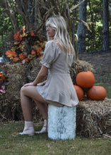 Load image into Gallery viewer, Puff Sleeve Romper
