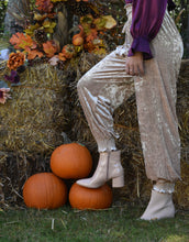 Load image into Gallery viewer, Beige Booties
