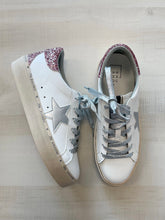 Load image into Gallery viewer, SHU SHOP Reba Pink Sneakers
