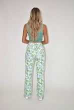 Load image into Gallery viewer, Green Floral Print Pants
