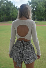 Load image into Gallery viewer, Long Sleeve Square Neck Top
