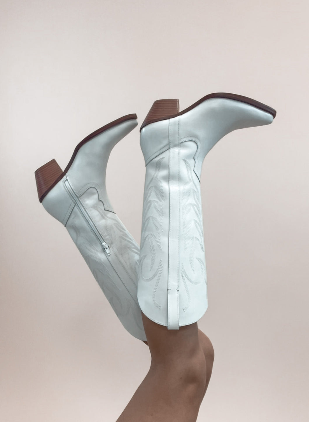 Matisse White Agency Western Boots