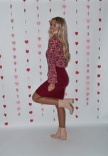 Load image into Gallery viewer, Burgundy Knit Skirt
