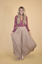 Load image into Gallery viewer, Beige Wide Leg Pants
