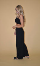 Load image into Gallery viewer, Black Linen Blend Bubble Crop Top
