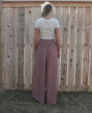 Load image into Gallery viewer, Luna Slit Pants
