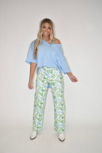 Load image into Gallery viewer, Green Floral Print Pants
