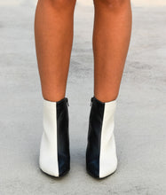 Load image into Gallery viewer, Two-Tone Booties
