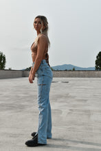 Load image into Gallery viewer, Front Split High-Waisted Jeans
