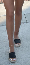 Load image into Gallery viewer, Matisse KOKO Sandals
