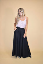 Load image into Gallery viewer, Black Wide Leg Pants
