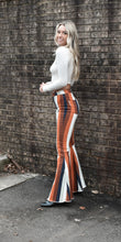 Load image into Gallery viewer, Cropped Turtle Neck
