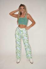 Load image into Gallery viewer, Green Floral Print Pants

