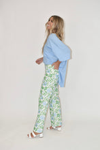 Load image into Gallery viewer, Green Floral Print Pants
