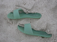 Load image into Gallery viewer, Matisse Sol Jelly Slide Sandal
