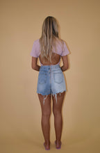 Load image into Gallery viewer, Two Tone High Waisted Jean Shorts

