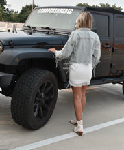 Load image into Gallery viewer, Lace Detail Cropped Denim Jacket
