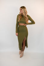 Load image into Gallery viewer, Long Sleeve Sweater Crop Top
