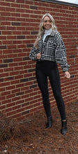 Load image into Gallery viewer, Ribbed Turtle Neck Top

