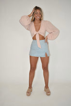 Load image into Gallery viewer, online clothing boutique, tie front crop top, long sleeve top, beachy crop top, beachy style
