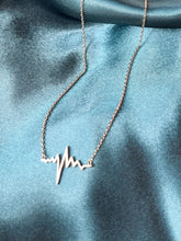 Load image into Gallery viewer, Heartbeat Necklace 18K Gold Dipped
